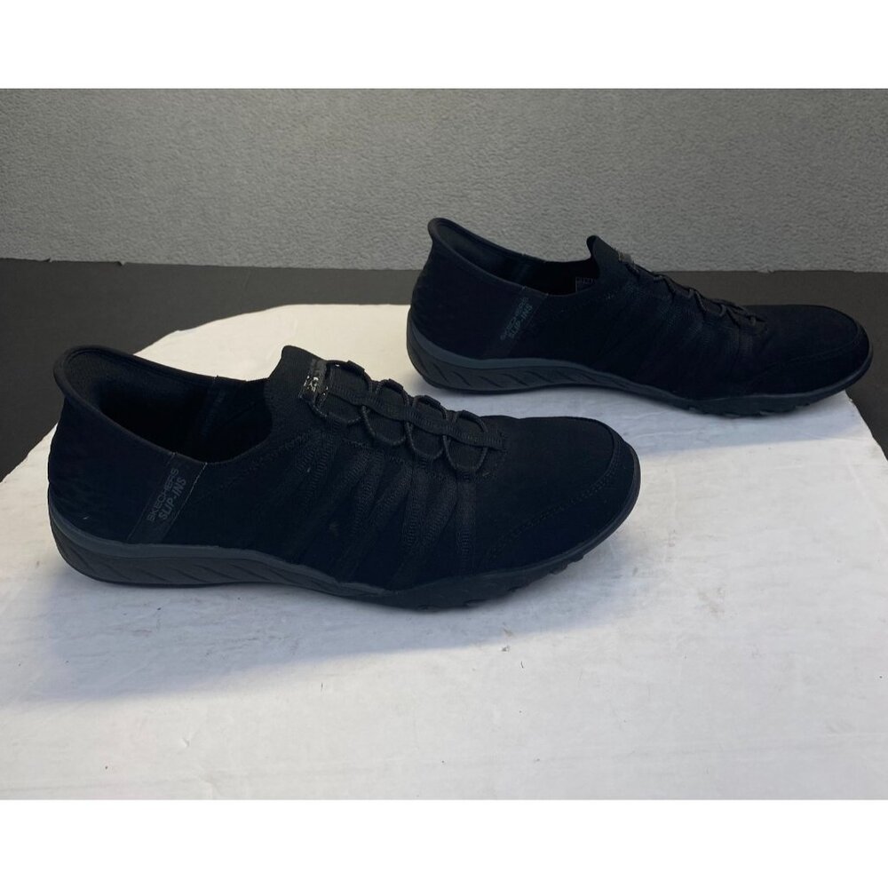 Skechers Women's Slip-Ins Breathe  Shoes Black Size:10,Hands Free,Comfort